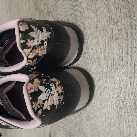 Adidas Black Samoa Floral Sneakers - Picture 6 of 10